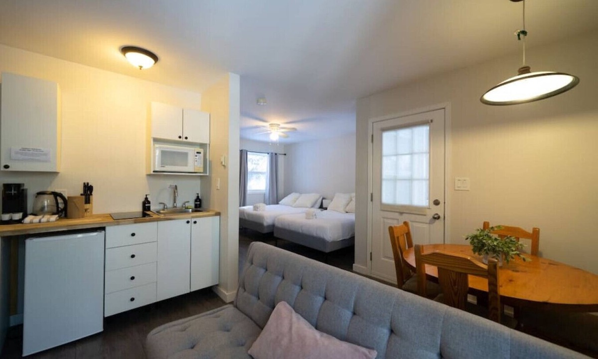 Dwight Cabin | Rare Muskoka Chalet Suite - A1