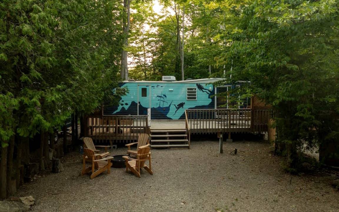 Miller Lake RV Rental | Recreational vehicle (RV) ∙ 1 bedroom ∙ 4 guests