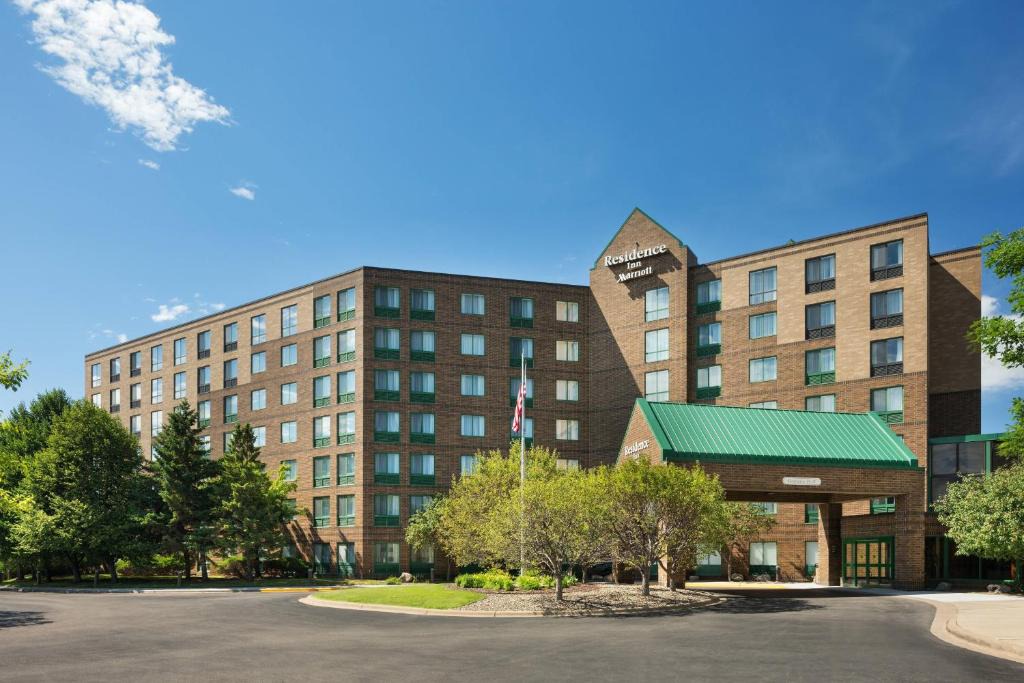Edina Hotel | Residence Inn by Marriott Minneapolis Edina