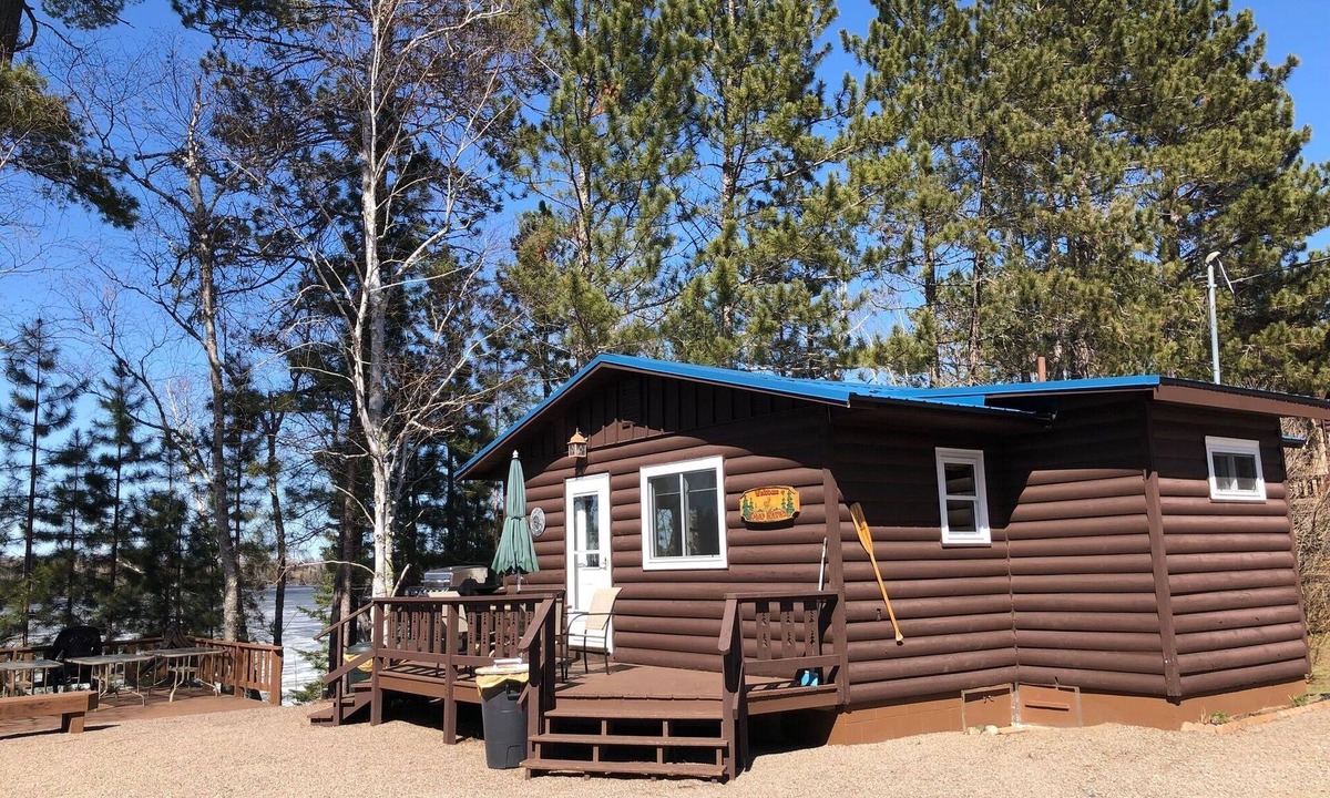 Ely Cabin | Resort 2 bedroom cabin in the North Woods of Minnesota