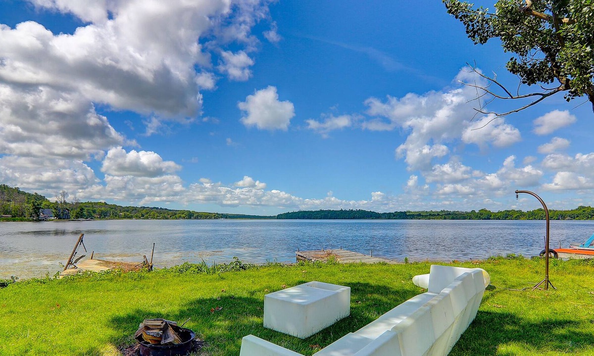 Roseneath Cottage | Rice lake 3 bedrooms waterfront cottage