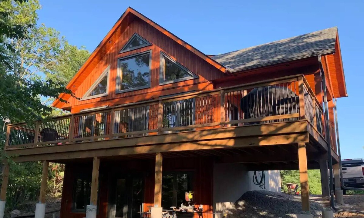 Rideau Lakes Cottage | Rideau Lakes Log Cabin