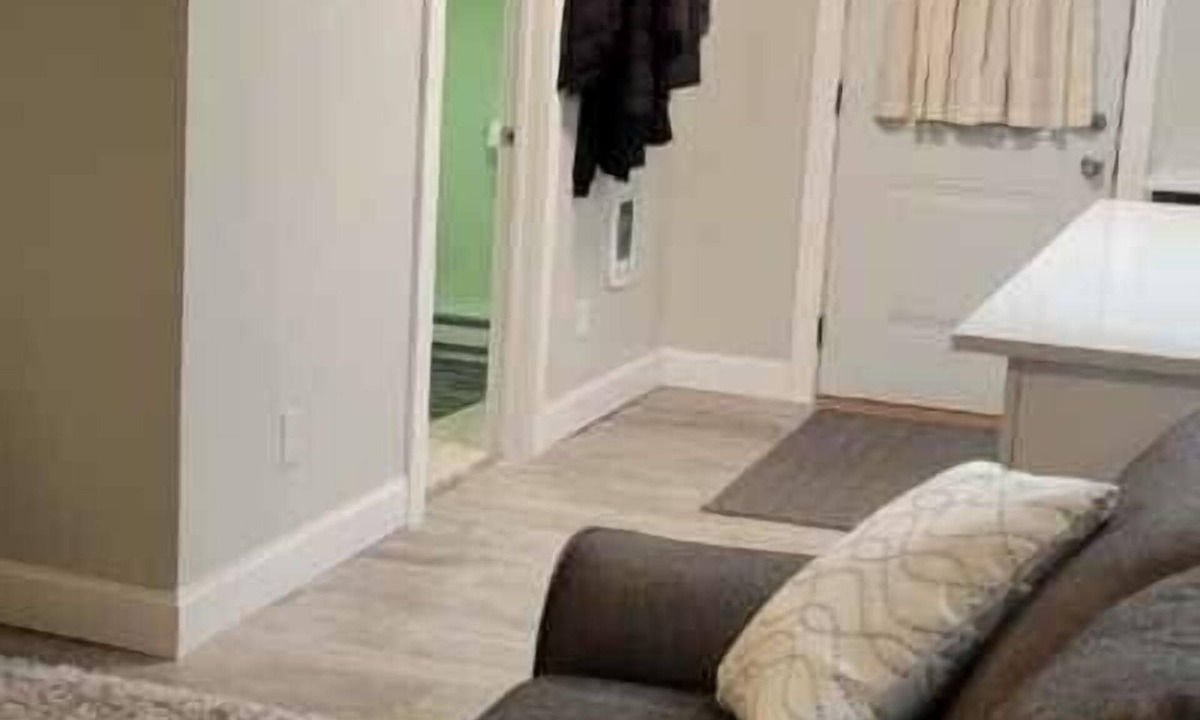 Anoka Apartment | River Falls Luxury