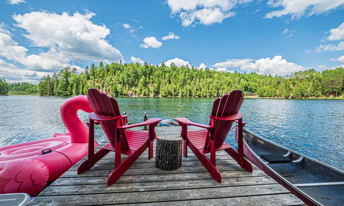 Bancroft Cottage | Rock Lake House Lakefront Retreat