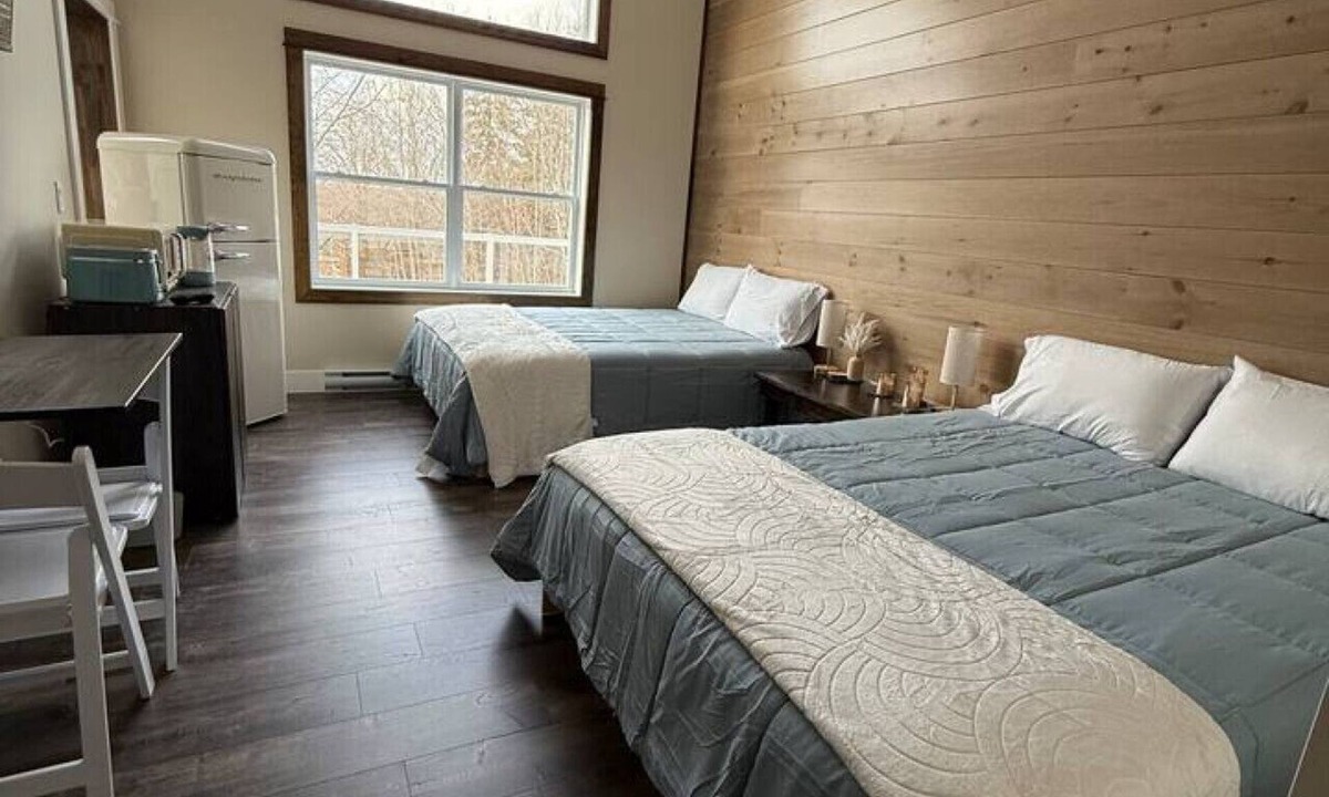 North Alton Apartment | Sakura Valley Haven Studio #1