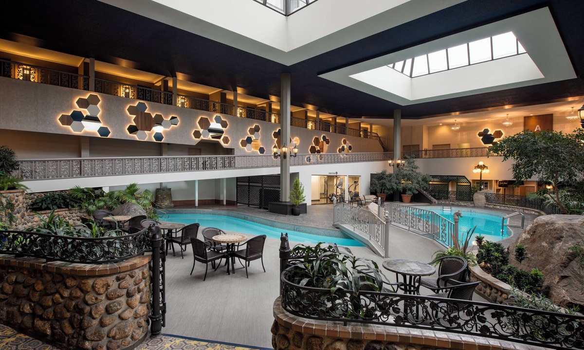 North Industrial Hotel | Saskatoon Inn