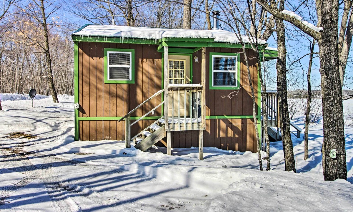 Remer Cabin | Secluded Remer Cabin w/Lake Access!