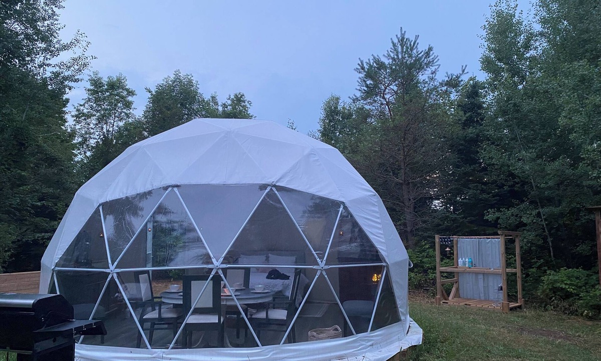 Tay Cabin | Secret Garden Star Gazing Dome Farm Experience