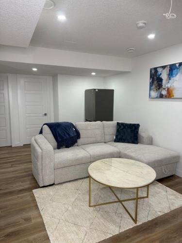 Southwest Edmonton Apartment | Serenity Suite 3603