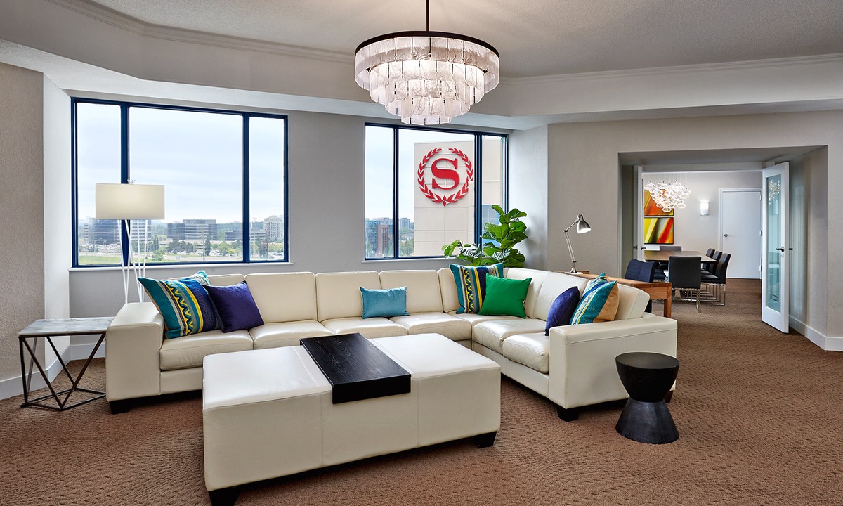 Richmond Hill Hotel | Sheraton Parkway Toronto North Hotel & Suites