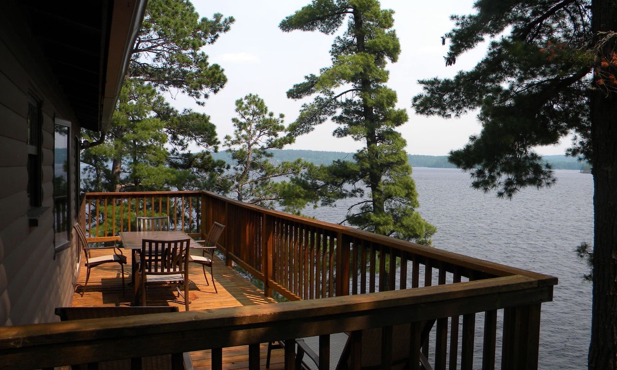Crane Lake Cabin | Soaring Views From The Hilltop Cabin, Boat access only
