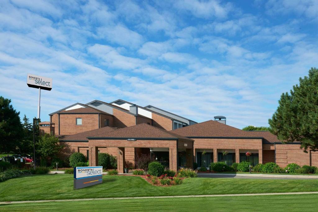 Eden Prairie Hotel | Sonesta Select Minneapolis Eden Prairie