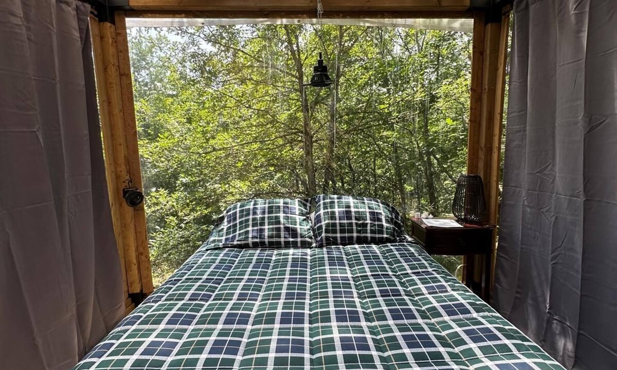 Washago Cabin | South Muskoka Cliff Cabin