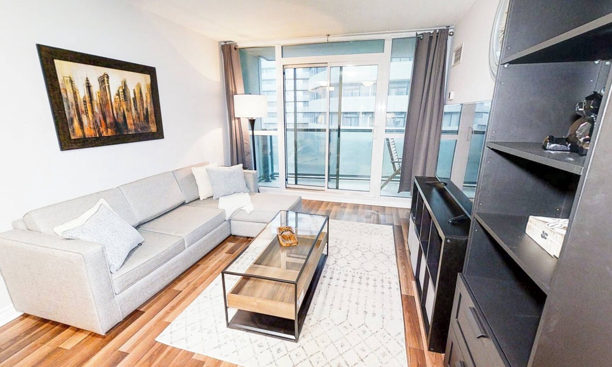Toronto Entertainment District Apartment | Spacious 1-BR Condo in DT Toronto