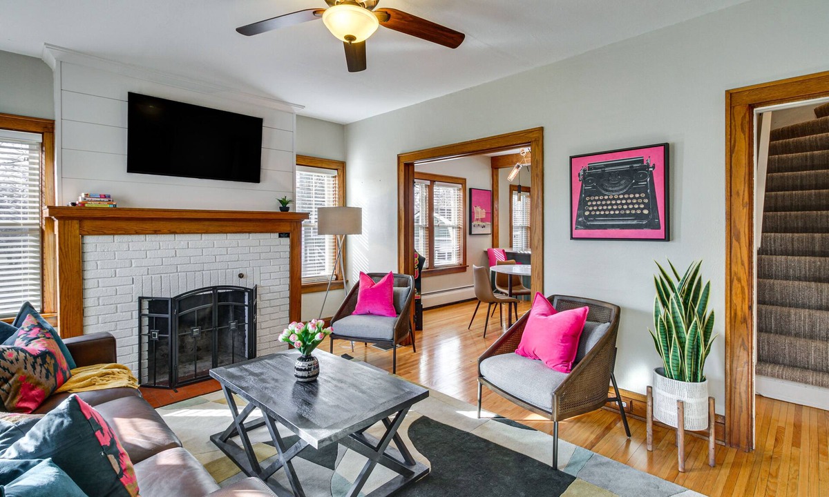 Detroit Lakes House | Spacious Detroit Lakes Home: Walk to Downtown!