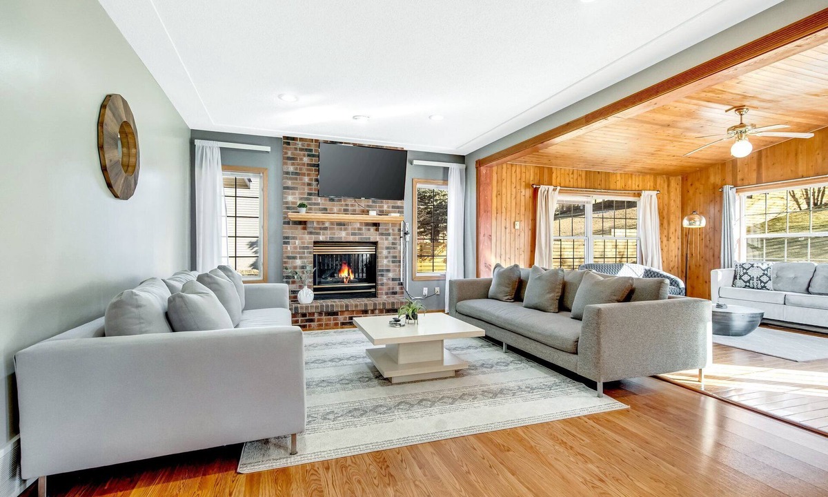 Chanhassen House | ★SPACIOUS★MINNEAPOLIS SUBURBS★PAISLEY PARK★TWIN CITIES★LAKES