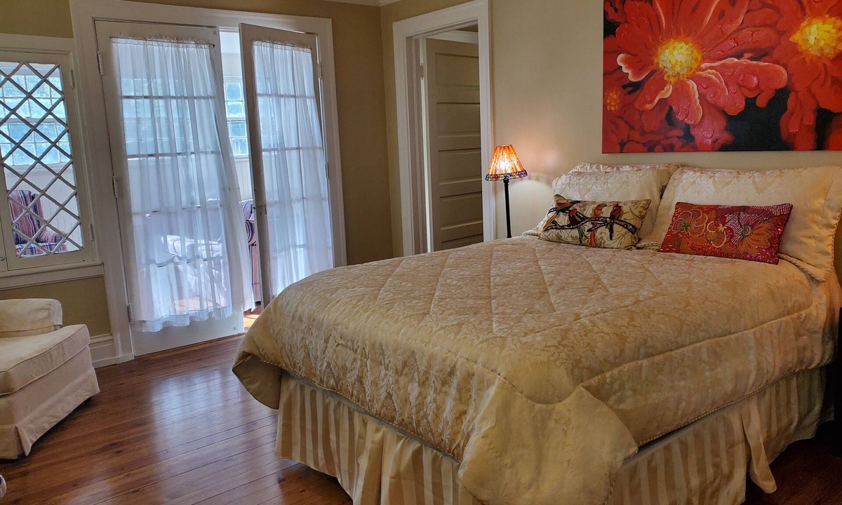 Fort Erie House | SPECTACULAR LAKE FRONT HOUSE ON CRESENT BEACH FORT ERIE ONTARIO CANADAnnn