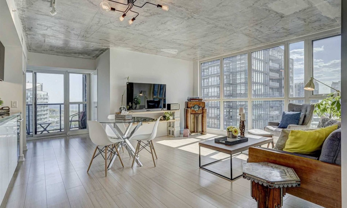 Fort York Condo | Spectacular Lake view! spacious 3 bedroom condo, A+ amenities