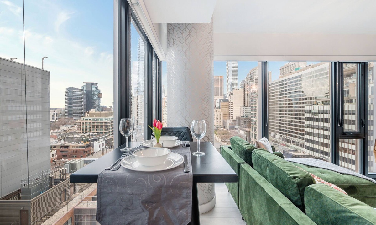 Bloor-Yorkville Apartment | Stallion Suites Yorkville