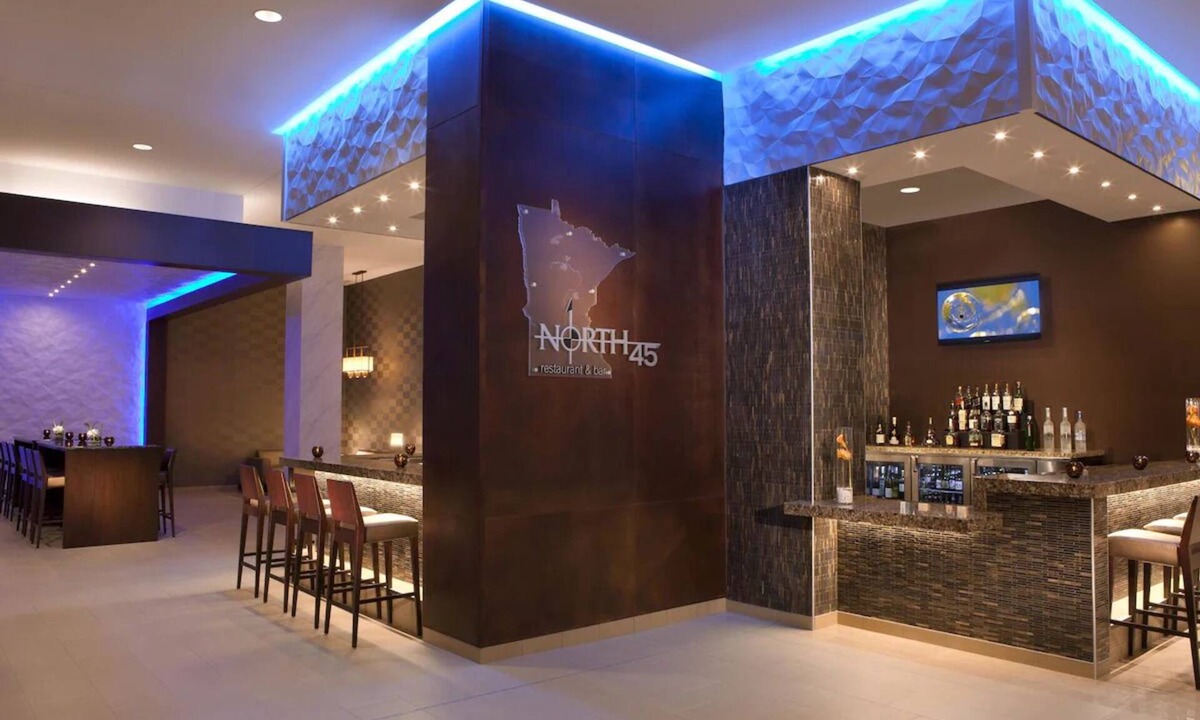 Downtown Minneapolis House | Standard 1 Double Room at Millennium Minneapolis, Indoor Pool