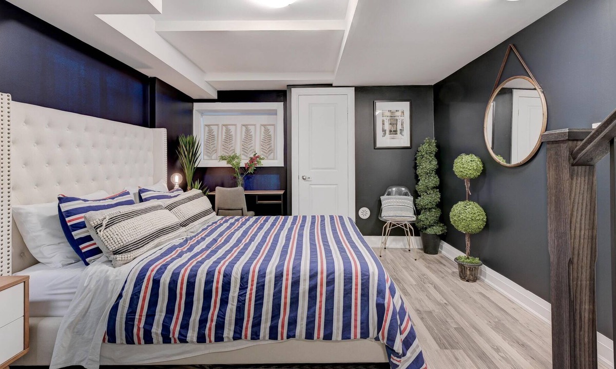 North York Condo | Stunning Townhouse In The Middle of Toronto