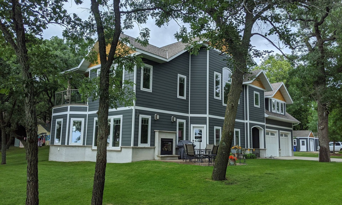 Battle Lake House | Sun, sand, and relaxation on Otter Tail Lake