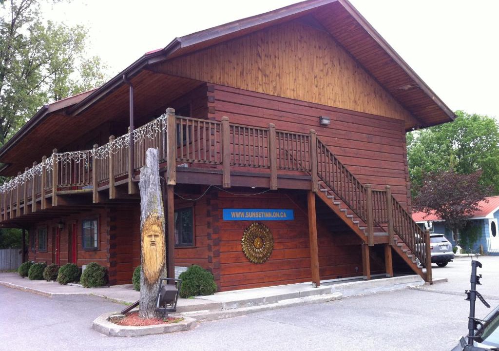 North Bay Hotel | Sunset Inn