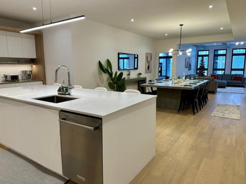 Mont-Tremblant Apartment | Superb 3brm - Spacious, GamesSpaSaunaGym