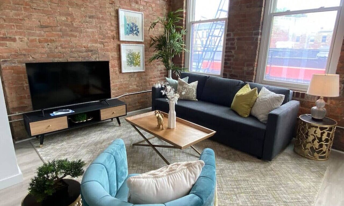 Over-the-Rhine Apartment | SWIZZLE: Explore OTR/Downtown from Rhinegeist