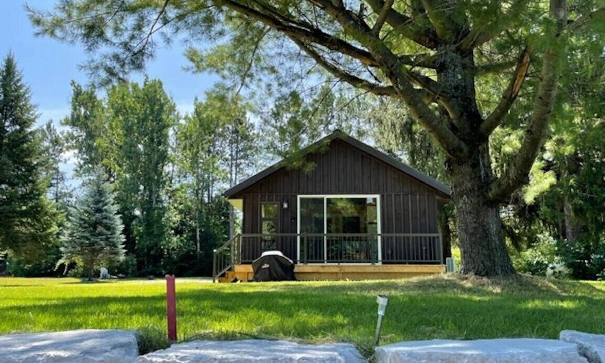 Bolsover Cottage | Talbot - Pineview - Two Bedroom Cottage, Sleeps 5