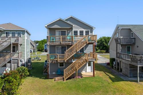 Colington Harbour House | Tech na Mara