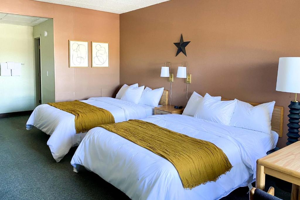 Benson Hotel | The Benson Motel - Benson, MN - US-12 HWY
