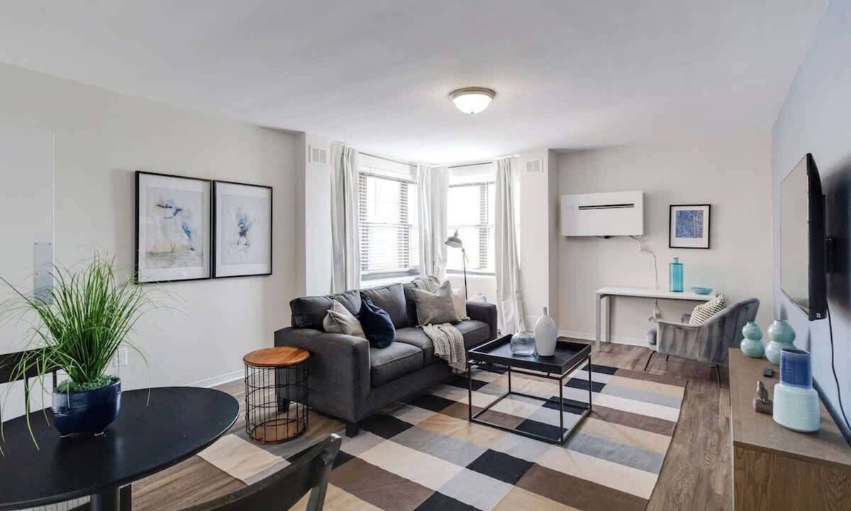 Downtown Baltimore Apartment | The Blue Jay