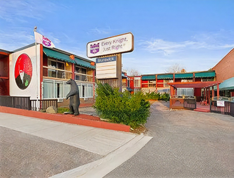 Parry Sound Hotel | The Brunswick Hotel Complex