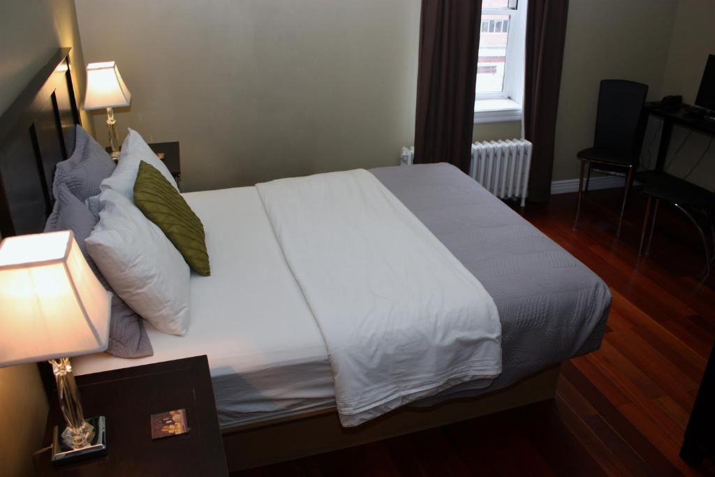 Downtown St. John's Hotel | The Duckworth Inn