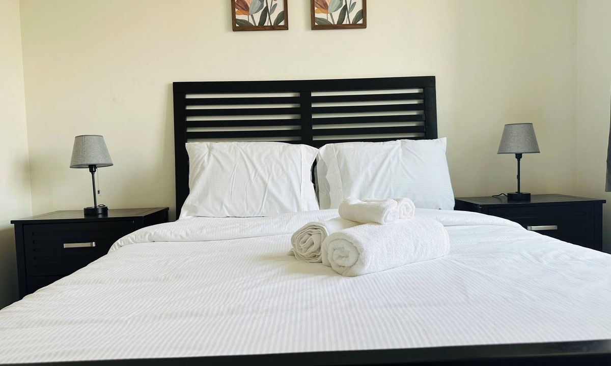 Brampton Condo | The Ecstatic Joy of Heaven