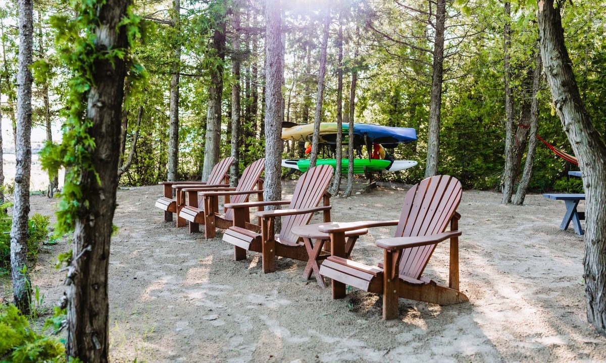 Tobermory Cottage | The Kickback 3 Bedroom Cottage with Private Beach Tobermory