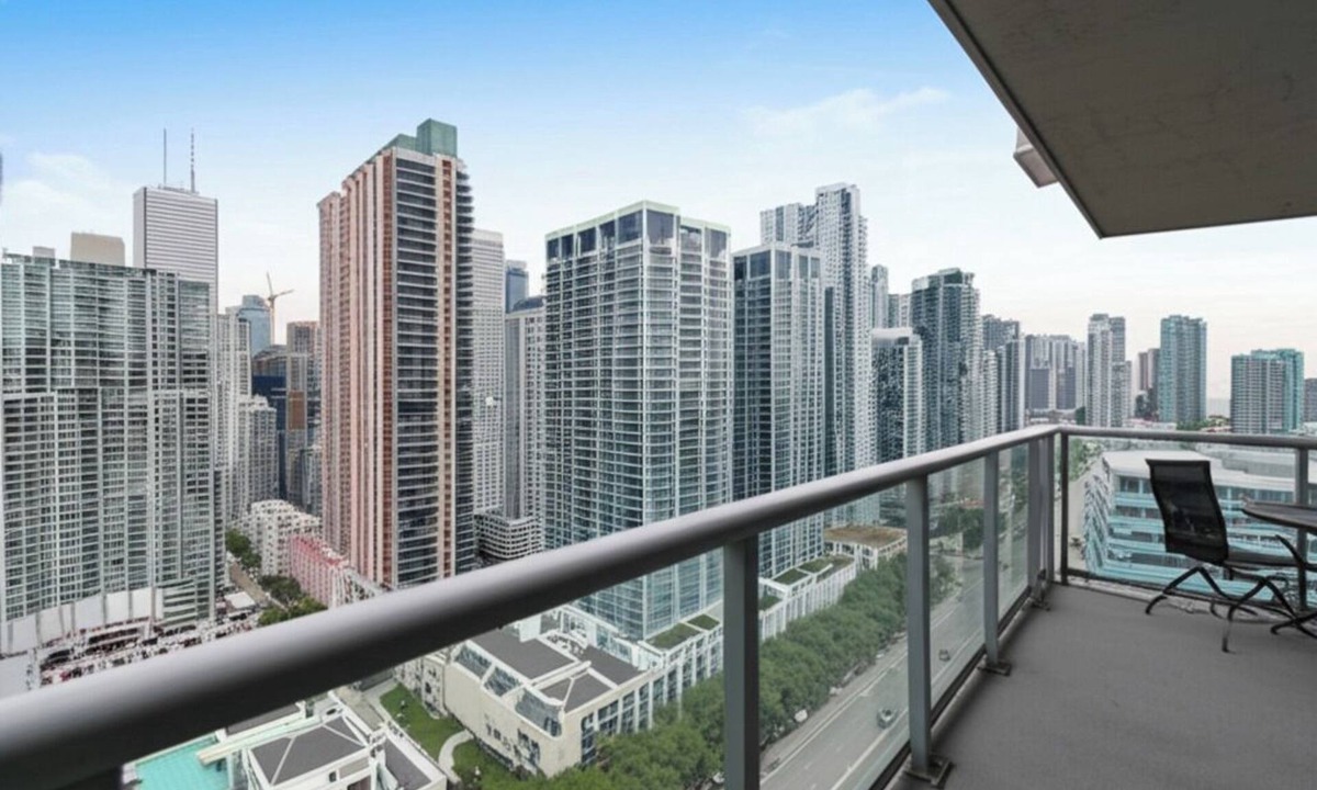 CityPlace Apartment | The Pearl Waterfront Estate