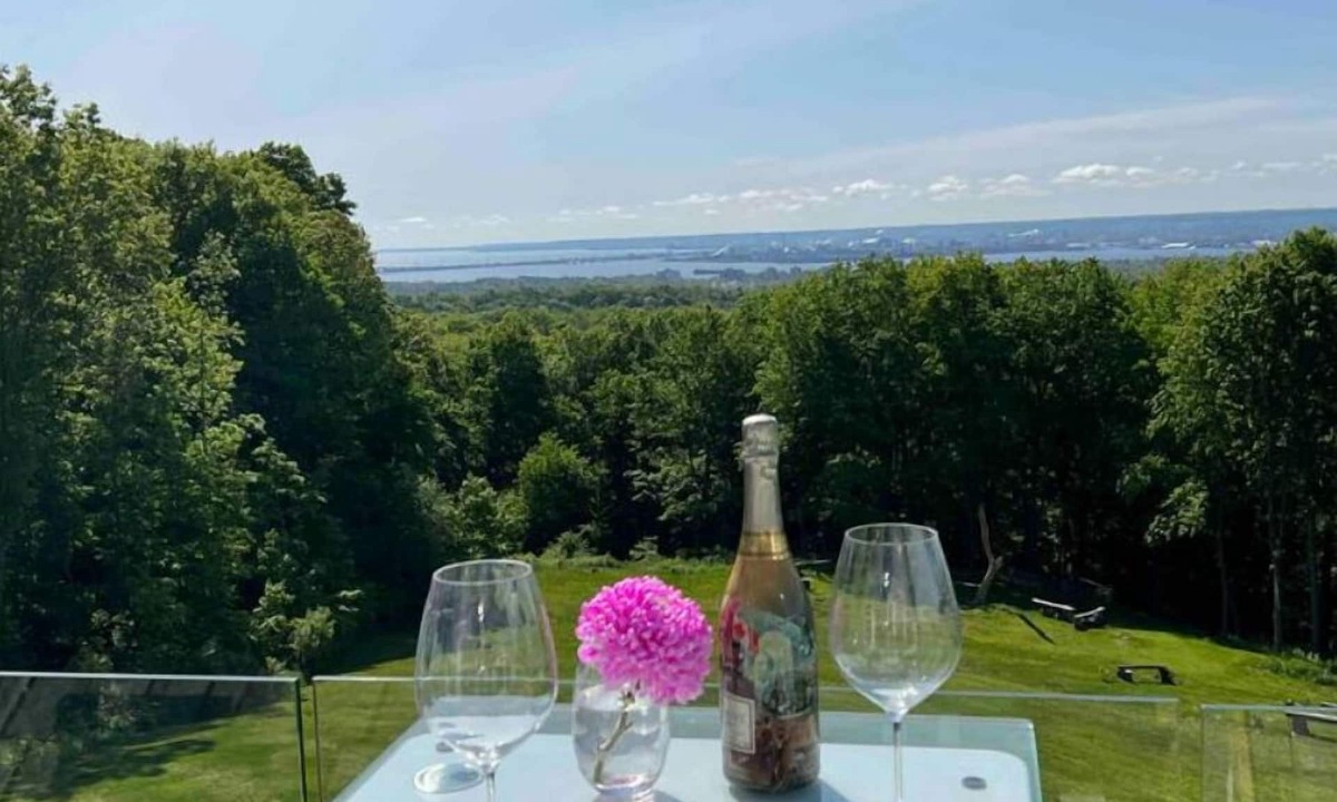 Watertown Condo | The Sky Mansion Lake View EV Charger