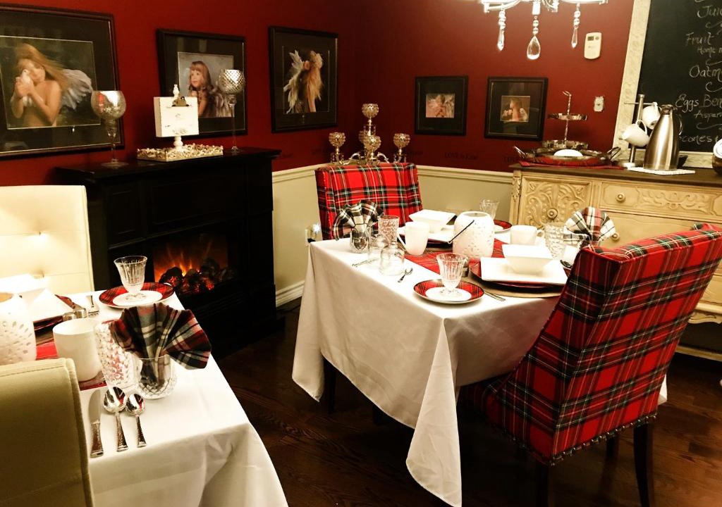 Ajax Bed & Breakfast | THE TARTAN HOUSE BED & BREAKFAST