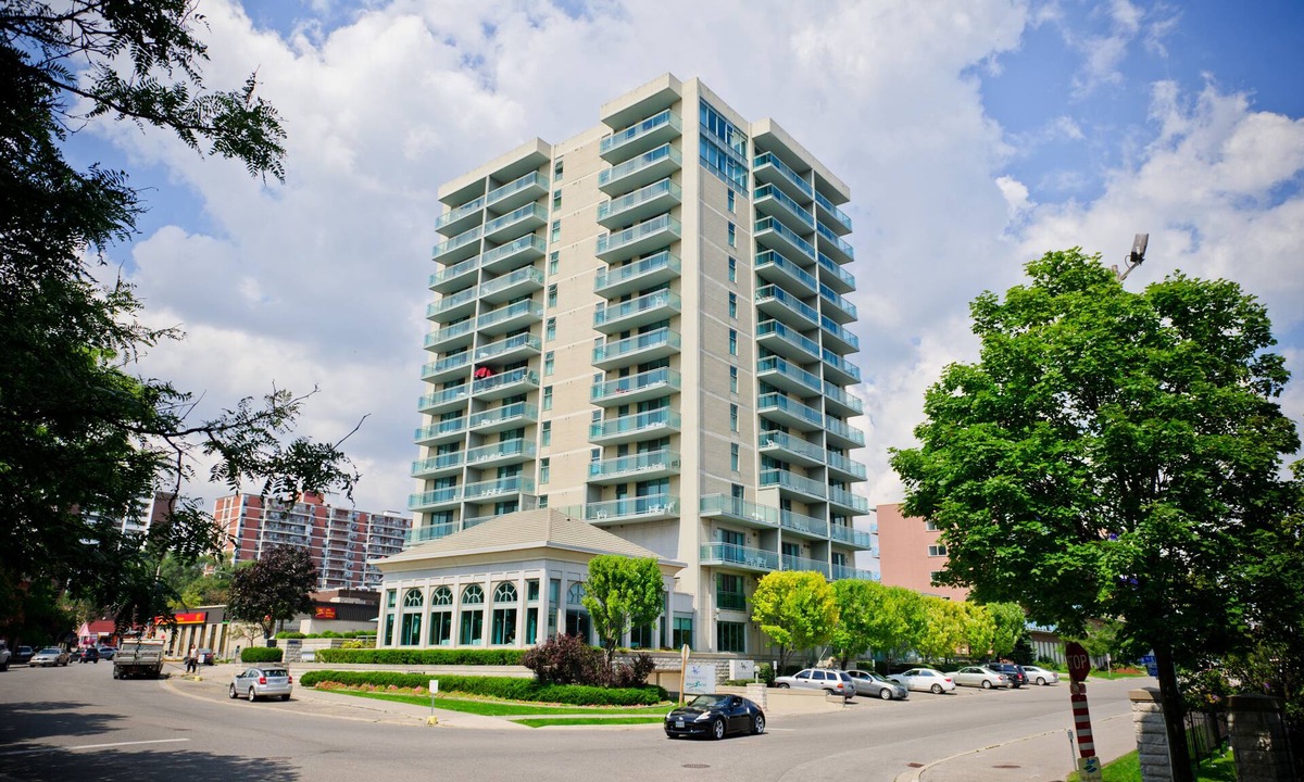 Port Credit Hotel | The Waterside Inn