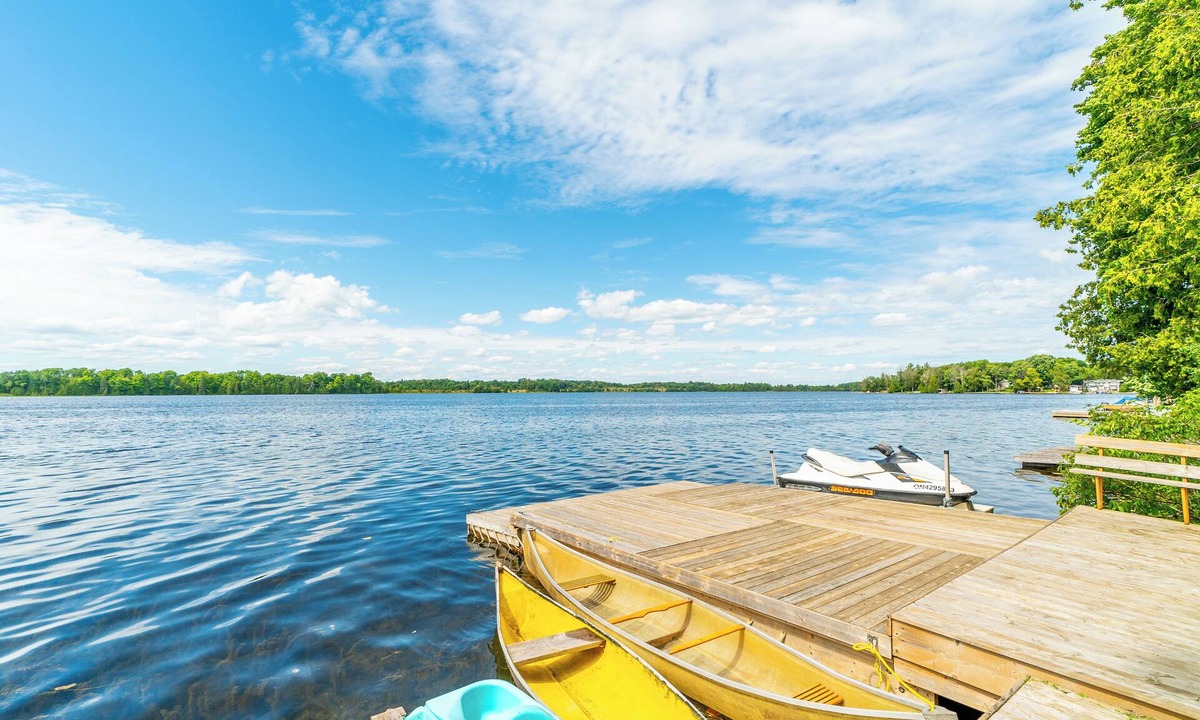 Kirkfield Cottage | Tranquil Lakehouse Cottage in the Kawarthas