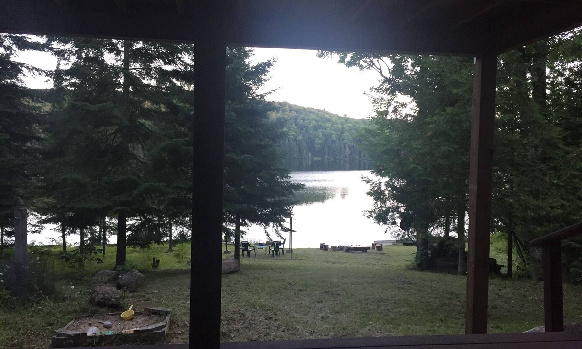Brudenell Cottage | Tranquil Lakeside Setting