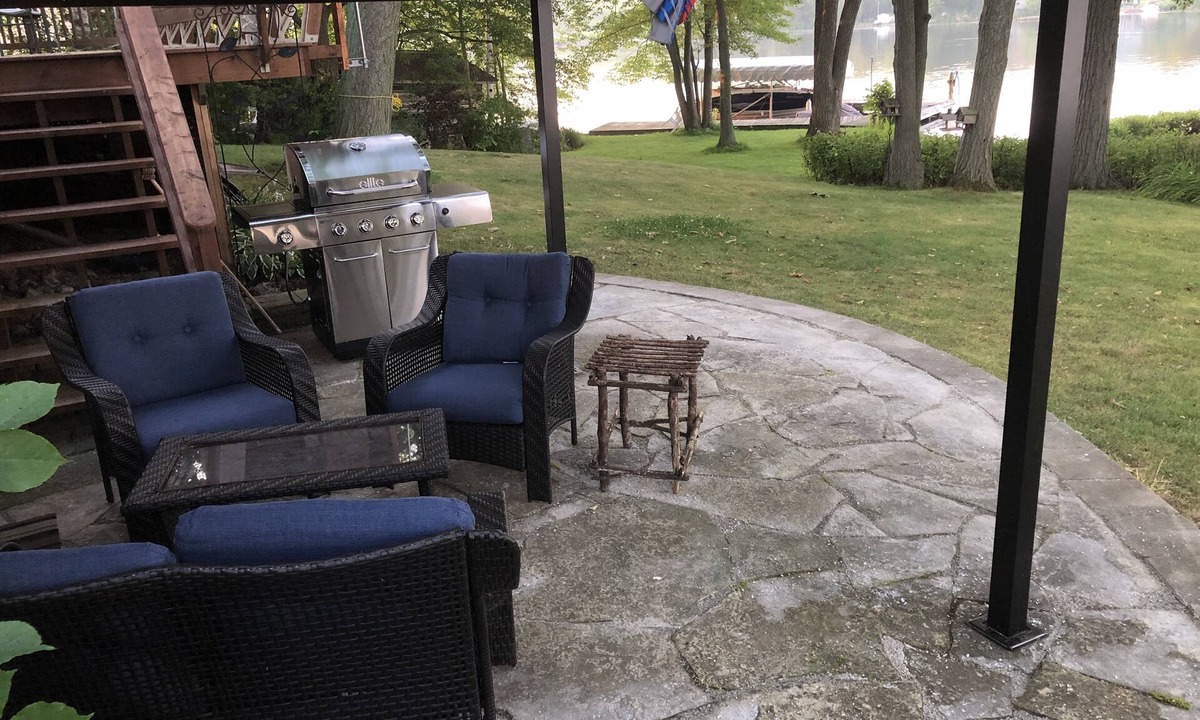 Gores Landing Apartment | Waterfront Suite with Year Round Outdoor Sauna