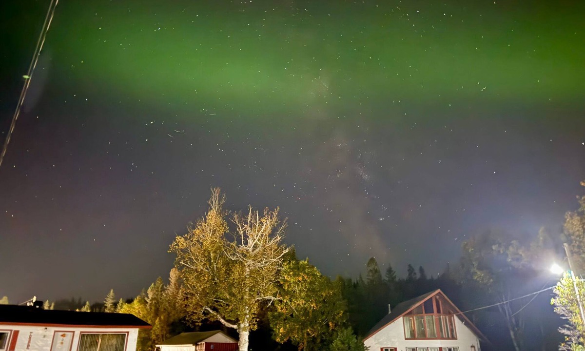Algoma District Hotel | Wawa Northern Lights Motel & chalets