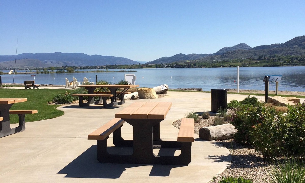 Osoyoos Cottage | We Invite You.