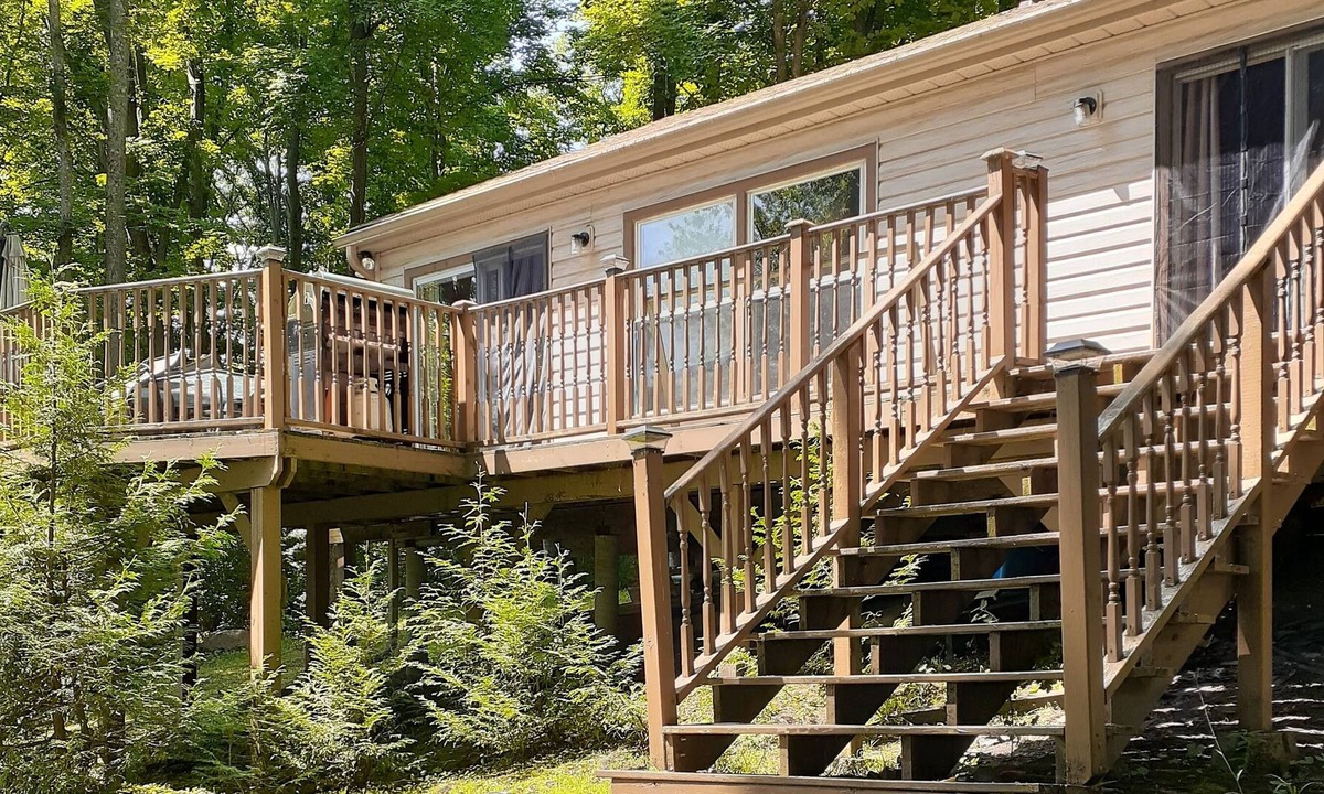 Otonabee-South Monaghan Cottage | Welcome Fishermen to our Waterfront Cottage