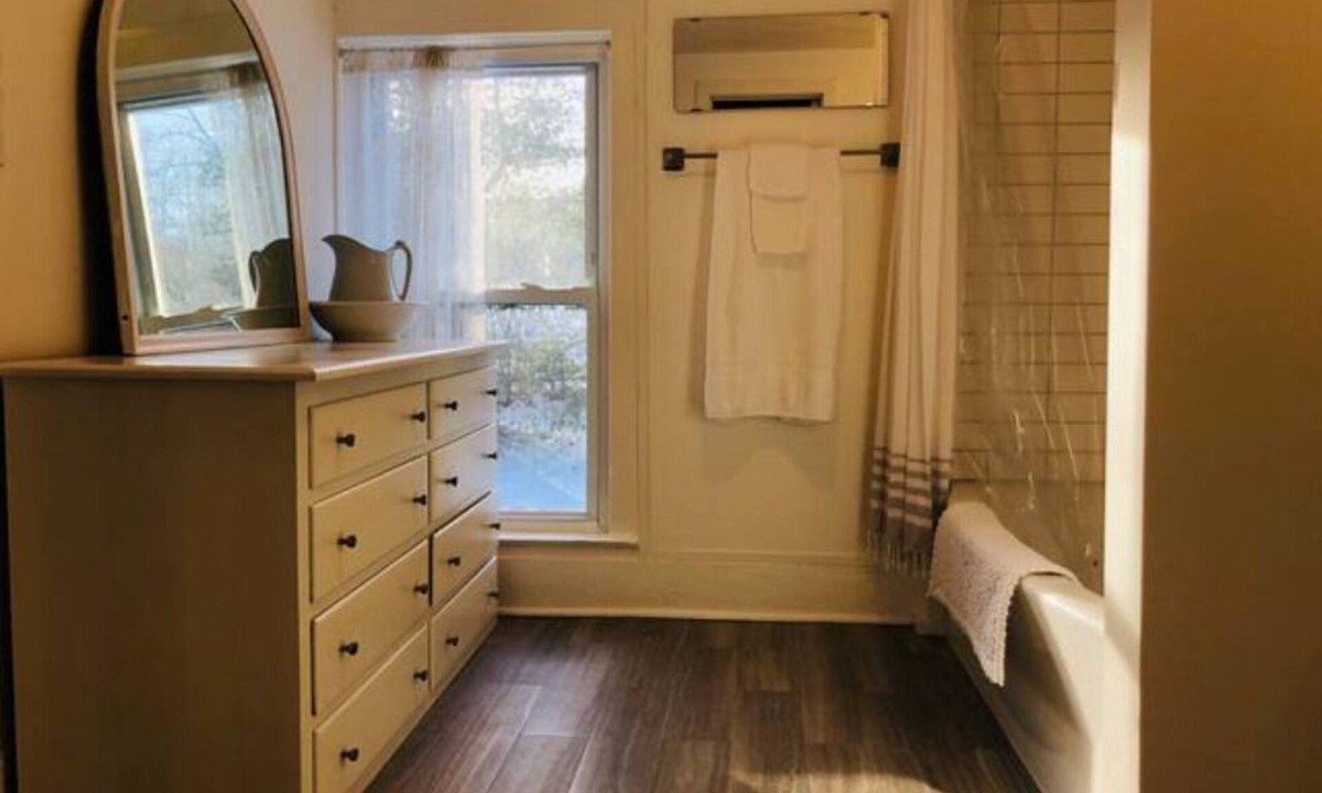 Windham House | Windham Farmhouse Escape w/hot tub