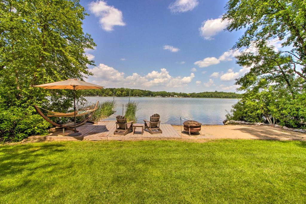 South Haven House | Year-Round Waterfront Getaway Lake Access and Dock!