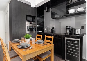 2 Bed Room Suite Downtown Toronto